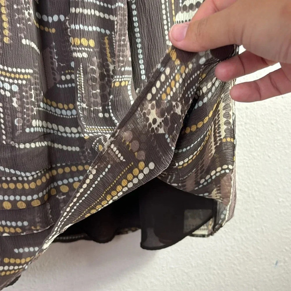 J. Jill 100% Silk Midi Dress V-neck Short Sleeves Geometric Pattern Lined size 4 - Picture 6 of 11